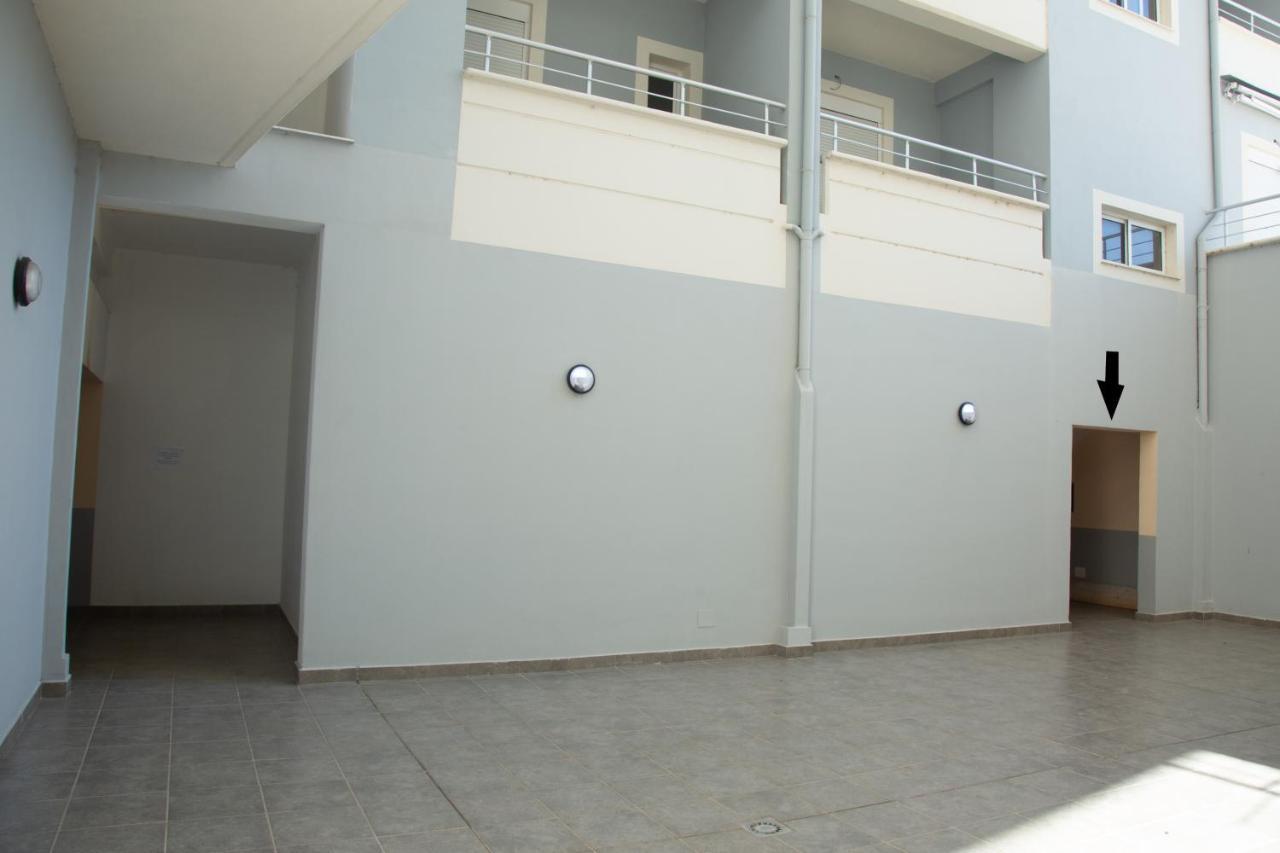 Sky & Sea Viewing Apartment Влёра Экстерьер фото